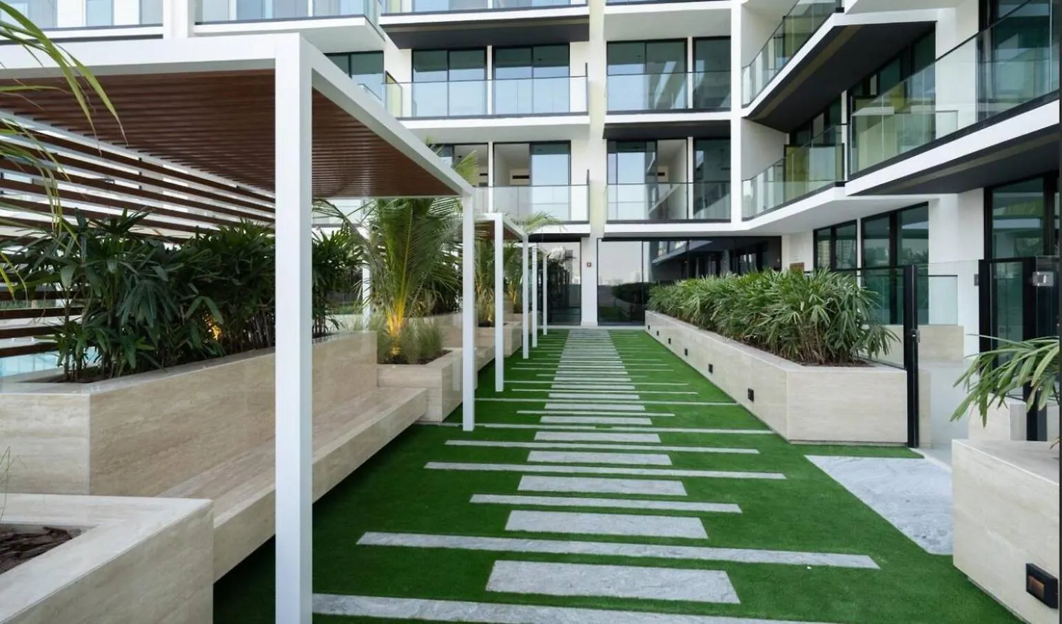 Modern 1-Bedroom Haven With Soothing Interiors Dubai United Arab Emirates
