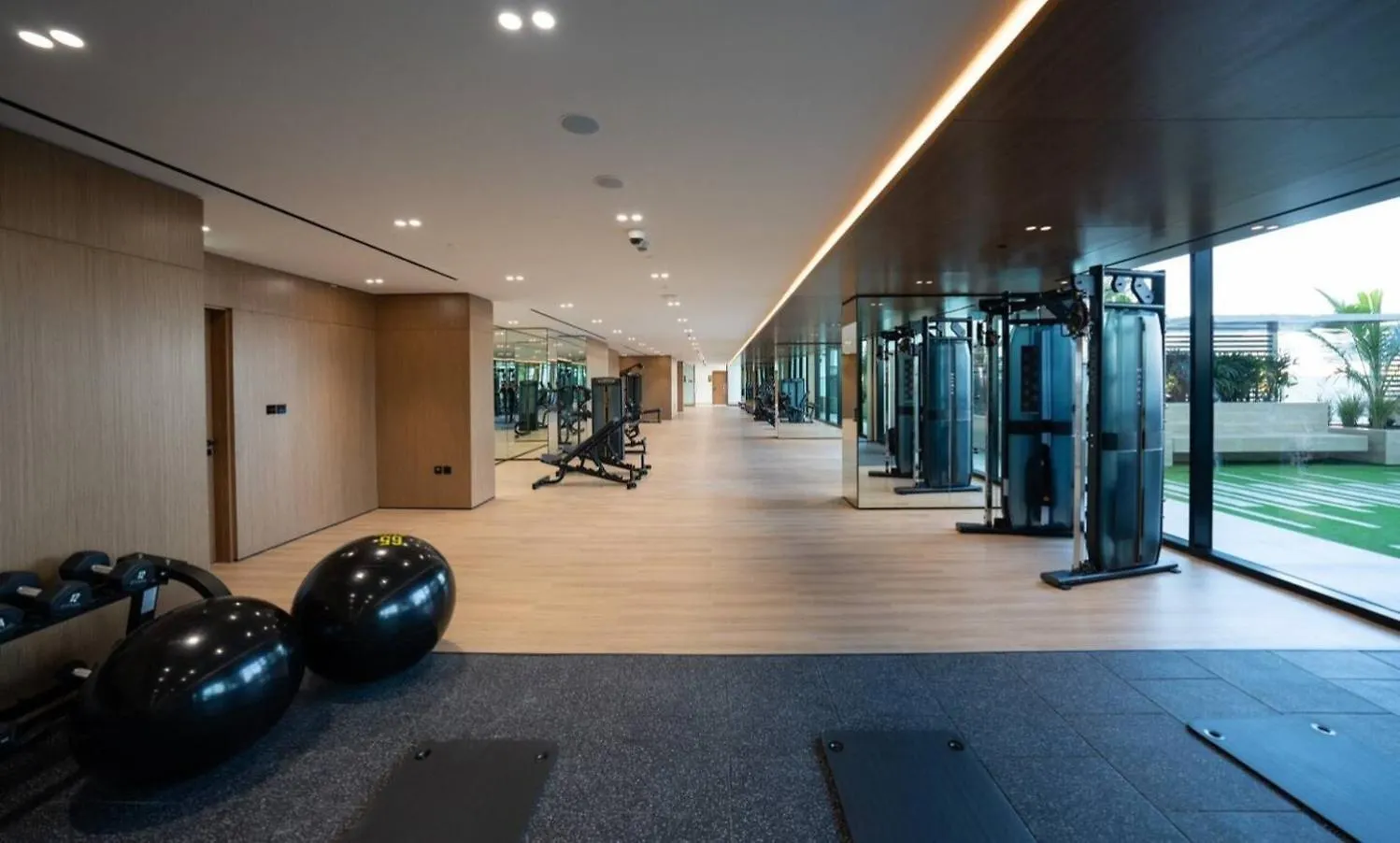 Modern 1-Bedroom Haven With Soothing Interiors Dubai 0*,  United Arab Emirates